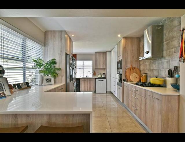 3 BEDROOM HOUSE FOR SALE IN RANDPARK RIDGE